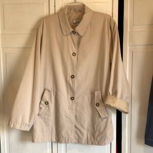 Classic Beige Women's Jacket spring time lined Sz XL